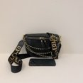 thumbnail image 1 of Bolsa De Hombro Bolsa de pecho a la moda para mujer, bolsa de sillín acolchada con cremallera informal para regalo (negro) Hugtrwg Para Estrenar, 1 of 9