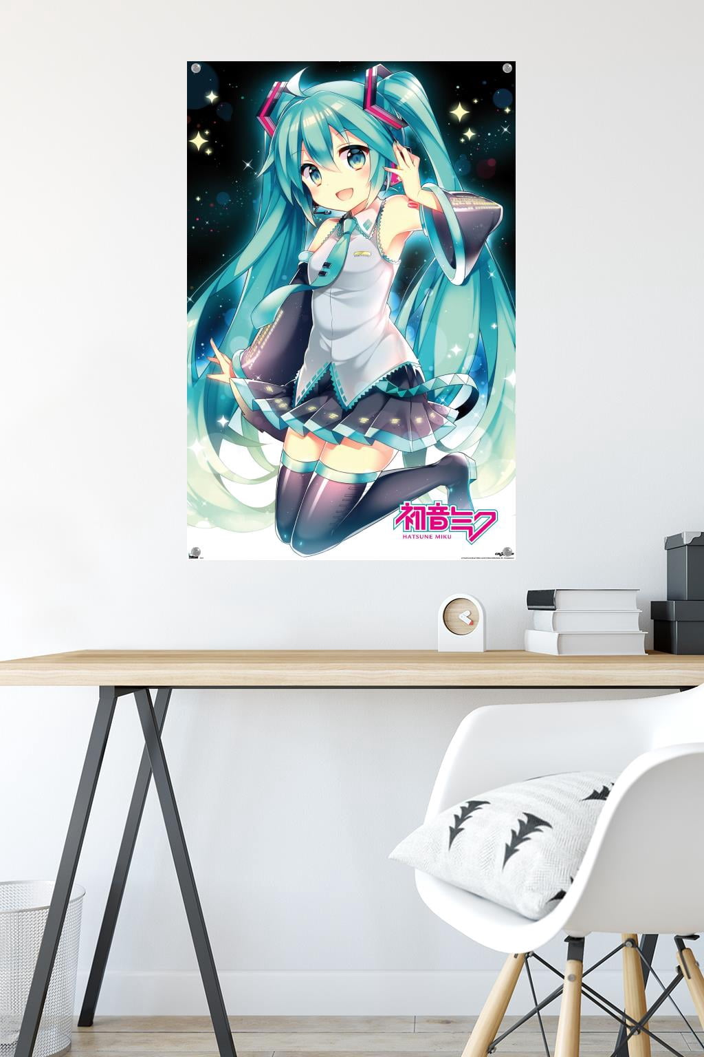 Hatsune Miku - Smile Wall Poster with Pushpins, 22.375" x 34"