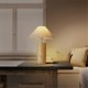 thumbnail image 4 of Lámpara de mesa de latón y madera for sala de estar, dormitorio y mesita de noche., 4 of 4