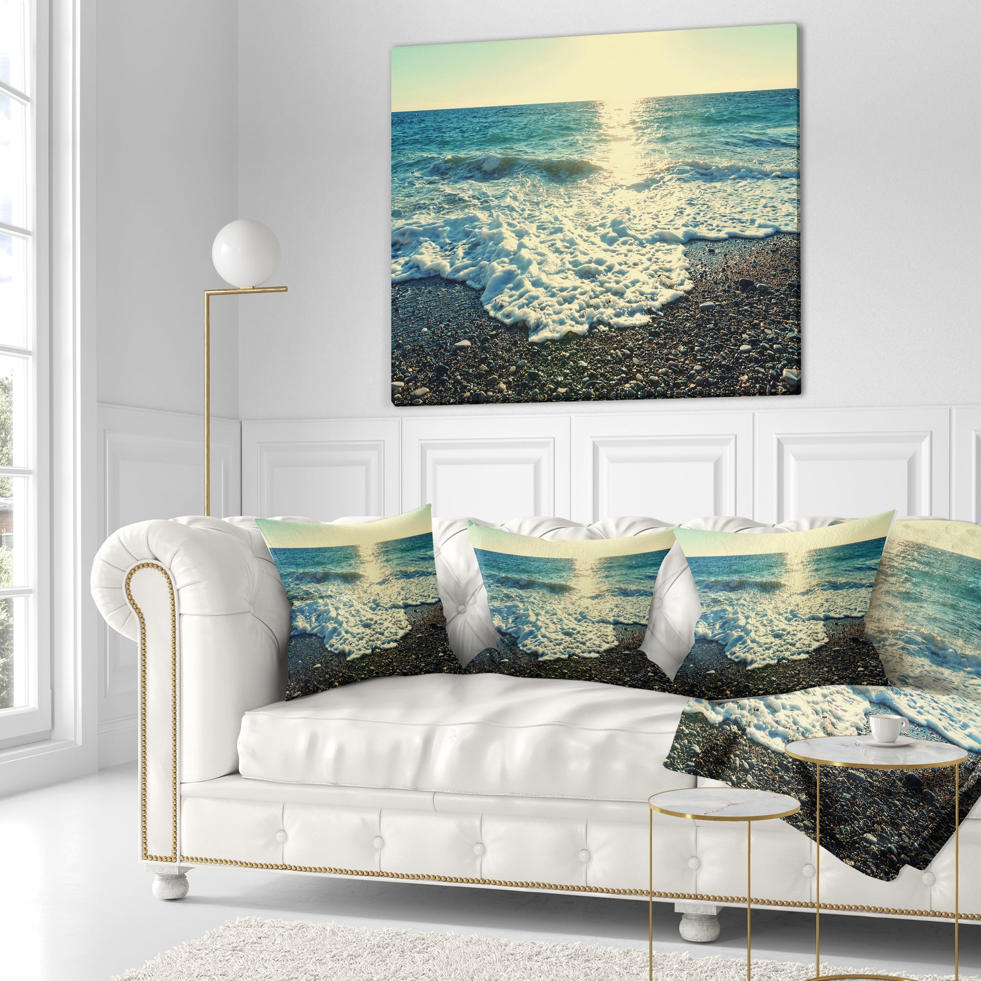 Designart Dramatic Blue Waves on Beach - Seashore Throw Pillow - 18x18