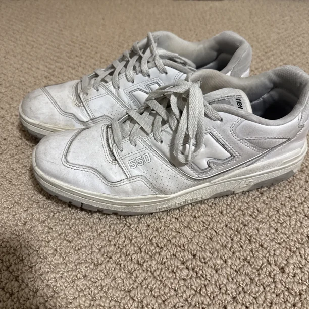 New Balance 550s Men's Size 9 White Casual Lifestyle Shoe Sneaker (no box)