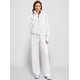 thumbnail image 3 of Conjunto de moda Casly Lamiit 2025: sudadera y pantalón deportivo para mujer, 3 of 8