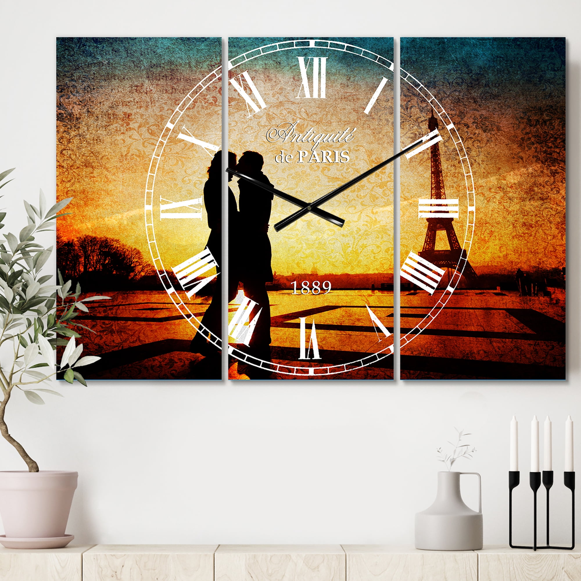 Designart 'Eiffel with Kissing Couple' Mediterranean Wall Clock