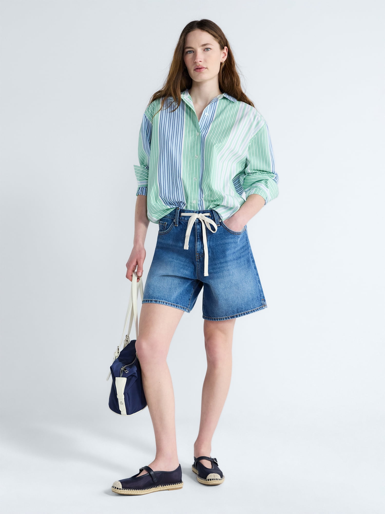 Free Assembly Women's and Women's Plus Relaxed Button Down Cotton Shirt with Long Sleeves, Sizes XS-4X