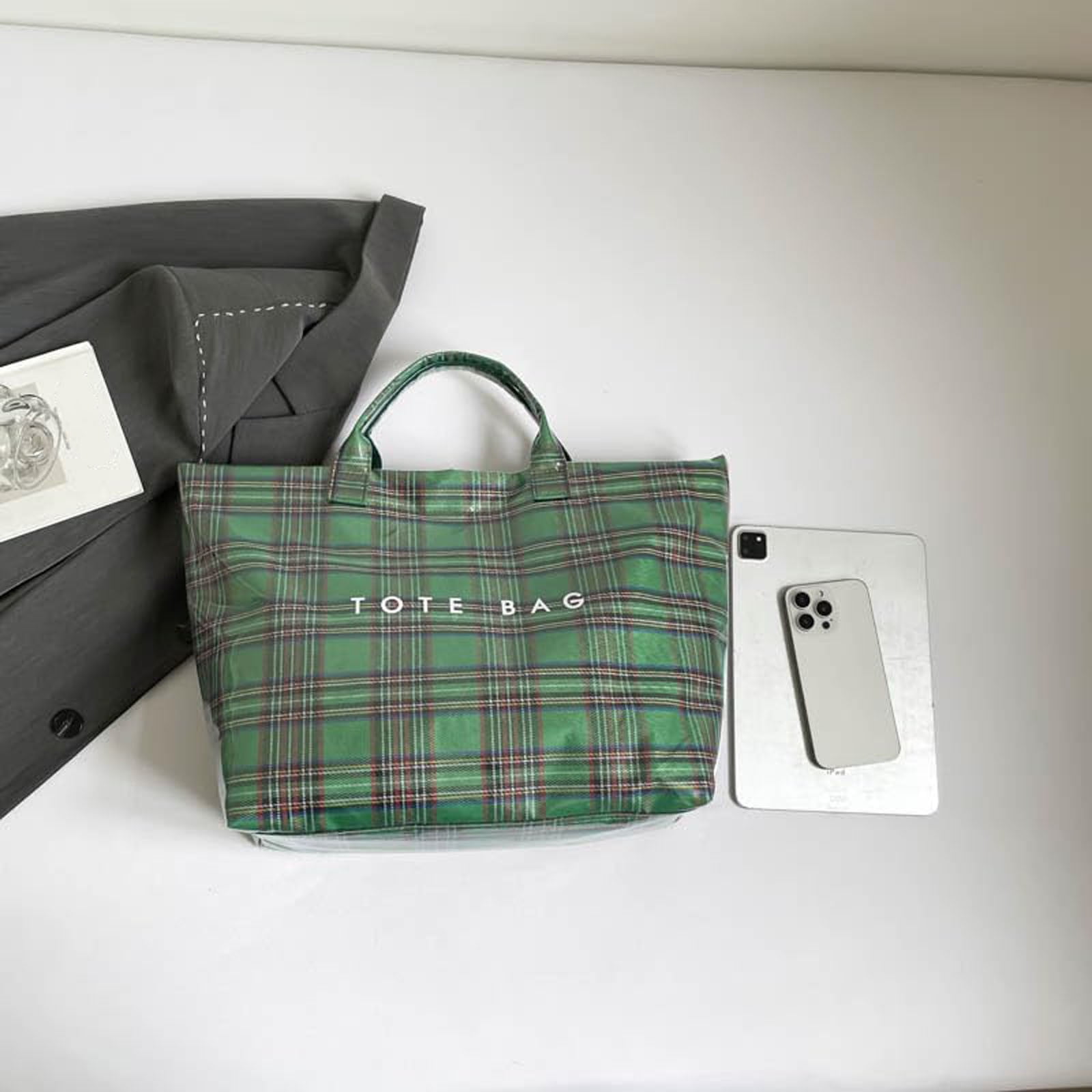 Comefolife Christmas Green Plaid PVC Tote Bag for Women Vintage Christmas Buffalo Check Tote Bag Plastic Handbag