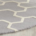 thumbnail image 3 of SAFAVIEH Cambridge Joshua Geometric Wool Area Rug, Silver/Ivory, 6' x 6' Round, 3 of 5