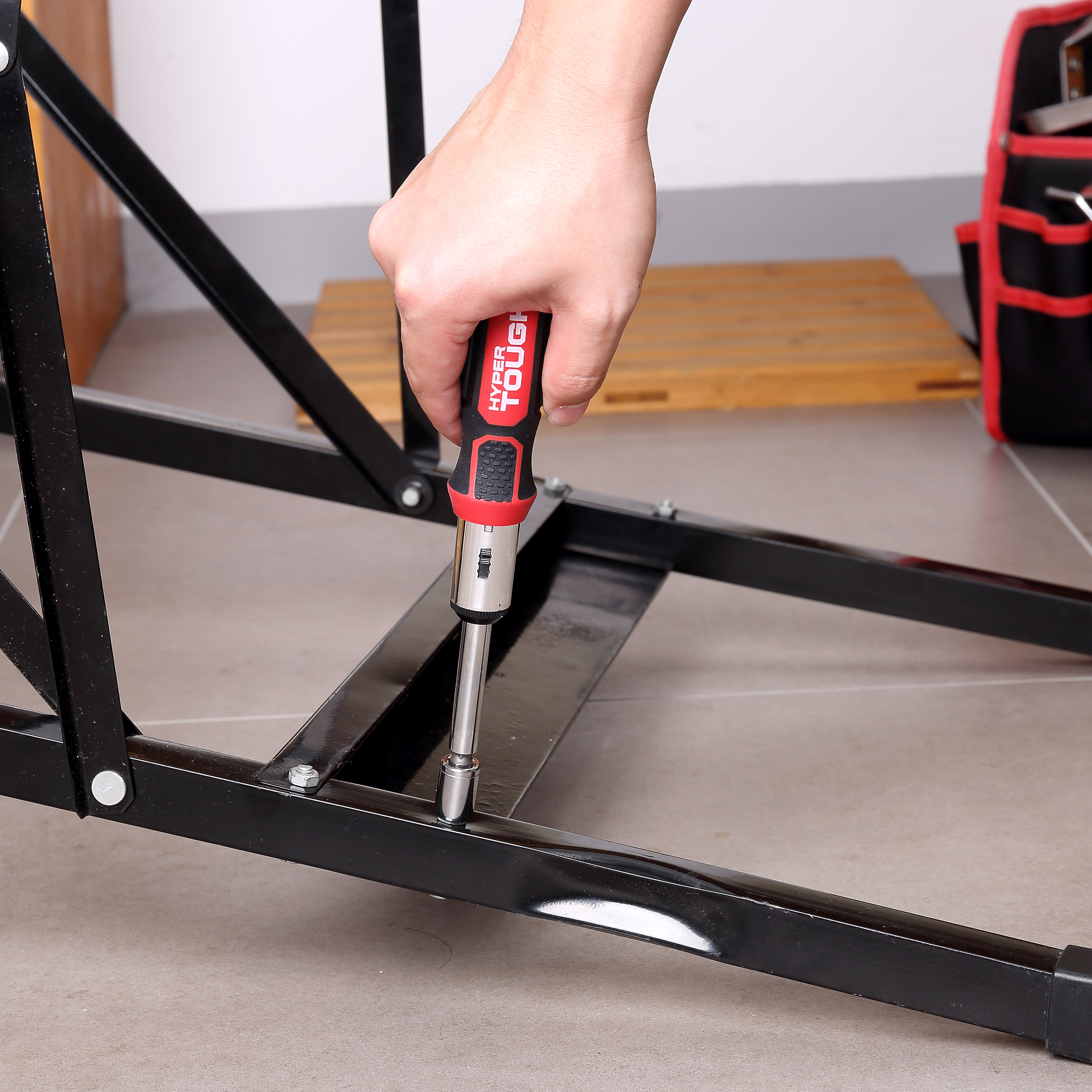 Destornillador Intercambiable con Carraca de 23 Piezas Hyper Tough 8