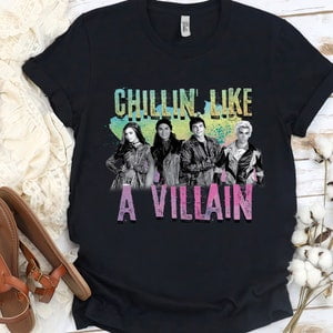 Disney Descendants Chillin Like A Villain Retro T-shirt, Magic Kingdom Trip Unisex T-shirt Family Birthday Gift Adult Kid Toddler Tee
