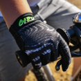 thumbnail image 2 of Giro Trixter Youth Glove Medium Pink Ripple, 2 of 2