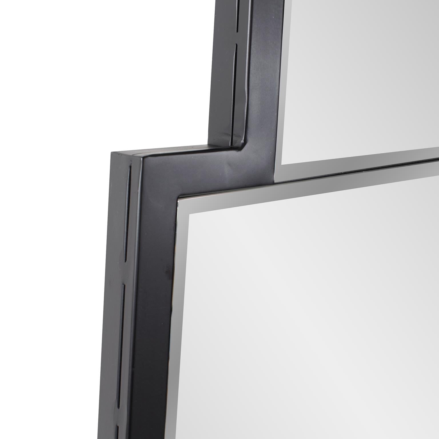 Neutra Mirror
