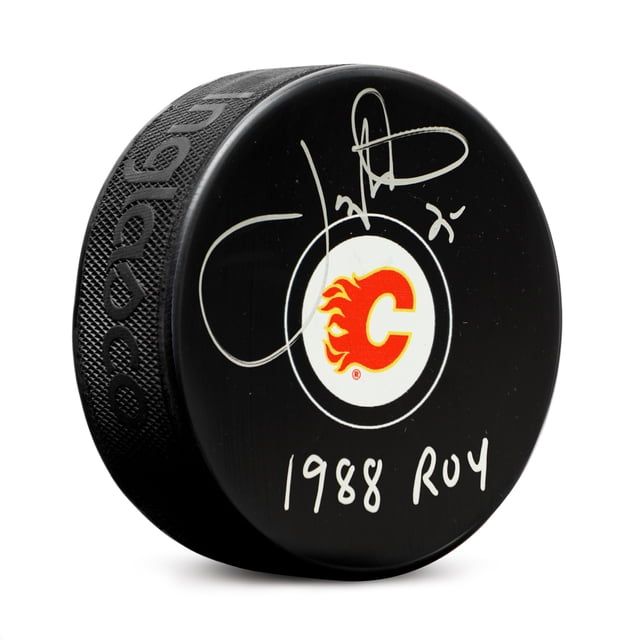 Joe Nieuwendyk Signé Calgary Flames Hockey Rondelle avec 1988 ROY Note