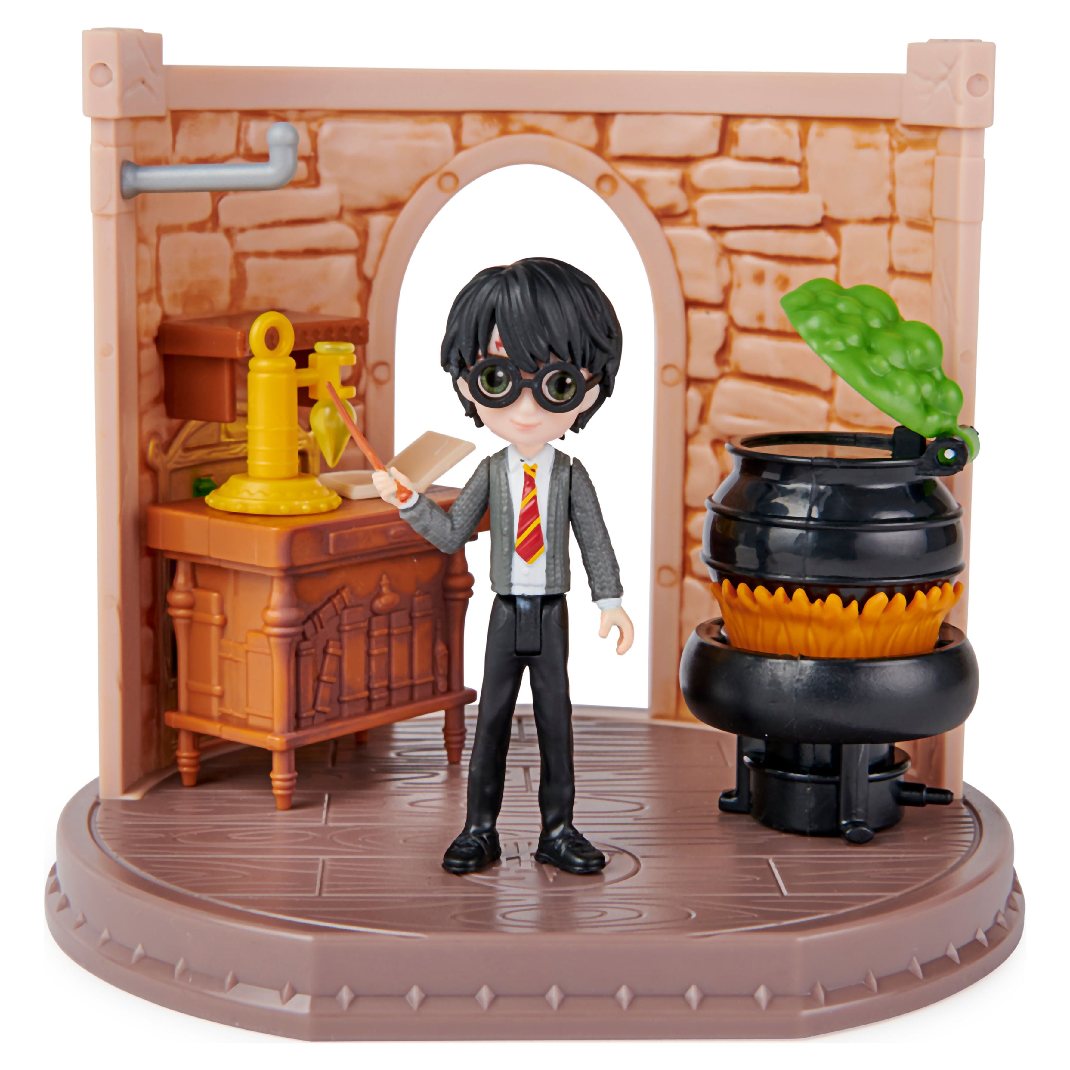 ハリー・ポッター マジカルミニフィギュア７体セット フィギュア7体セット Harry Potter Magical Minis Collector Set, 7 Toy Figures, for