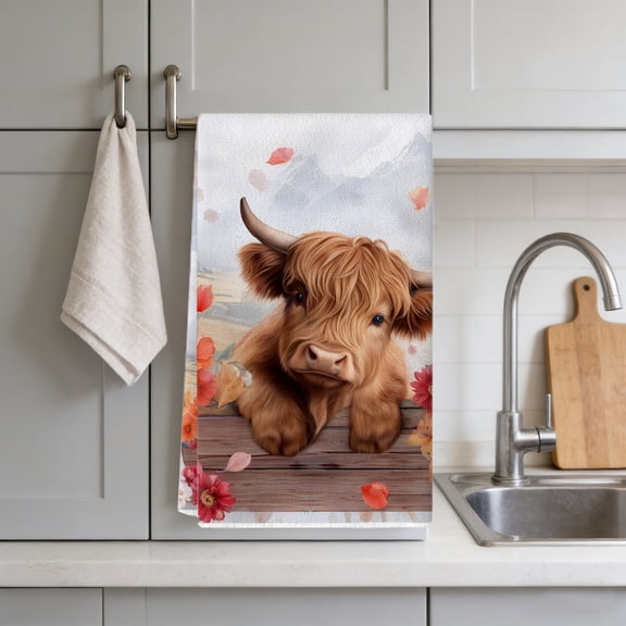 Highland Cattle Kitchen Towel, Highland Cow Themed Dish Towel, Absorbent Farm Cattle Watercolor Floral Tea Hand Towel, Housewarming Gift for Farmhouse Kitchen, 15.7" x 23.6"