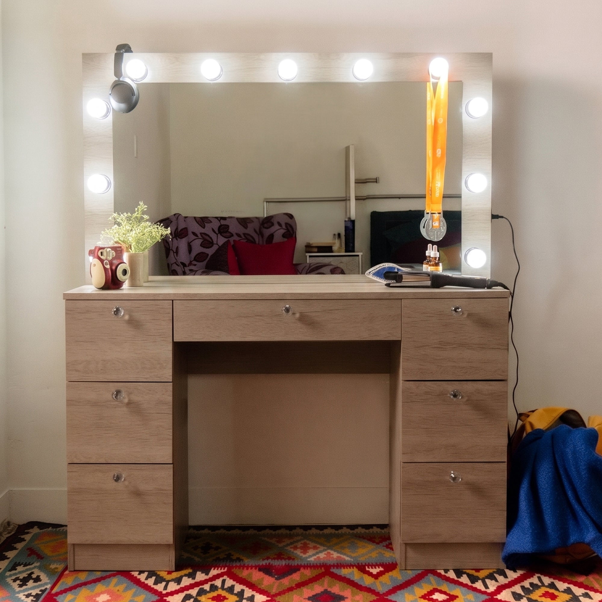 Boahaus Freya Vanity Desk with Mirror Lights and Power Outlet - 7 Drawer Makeup Table