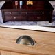 thumbnail image 4 of Tiradores de cajón de estilo vintage de hierro curvado para armarios, muebles de cocina y guardarropas: juego de 12 pomos de puerta estilo retro Héloise, 4 of 5