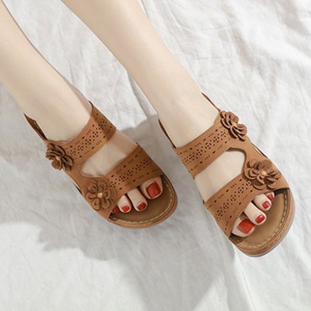 

Summer Slippers For Women Beach Accesseories Flip Flops For Women Women S Flower Thick Comfort Hollow Flat Slipper Sandals Beach Casual Shoes Swimming Pool Accessories Mens Women Slippers