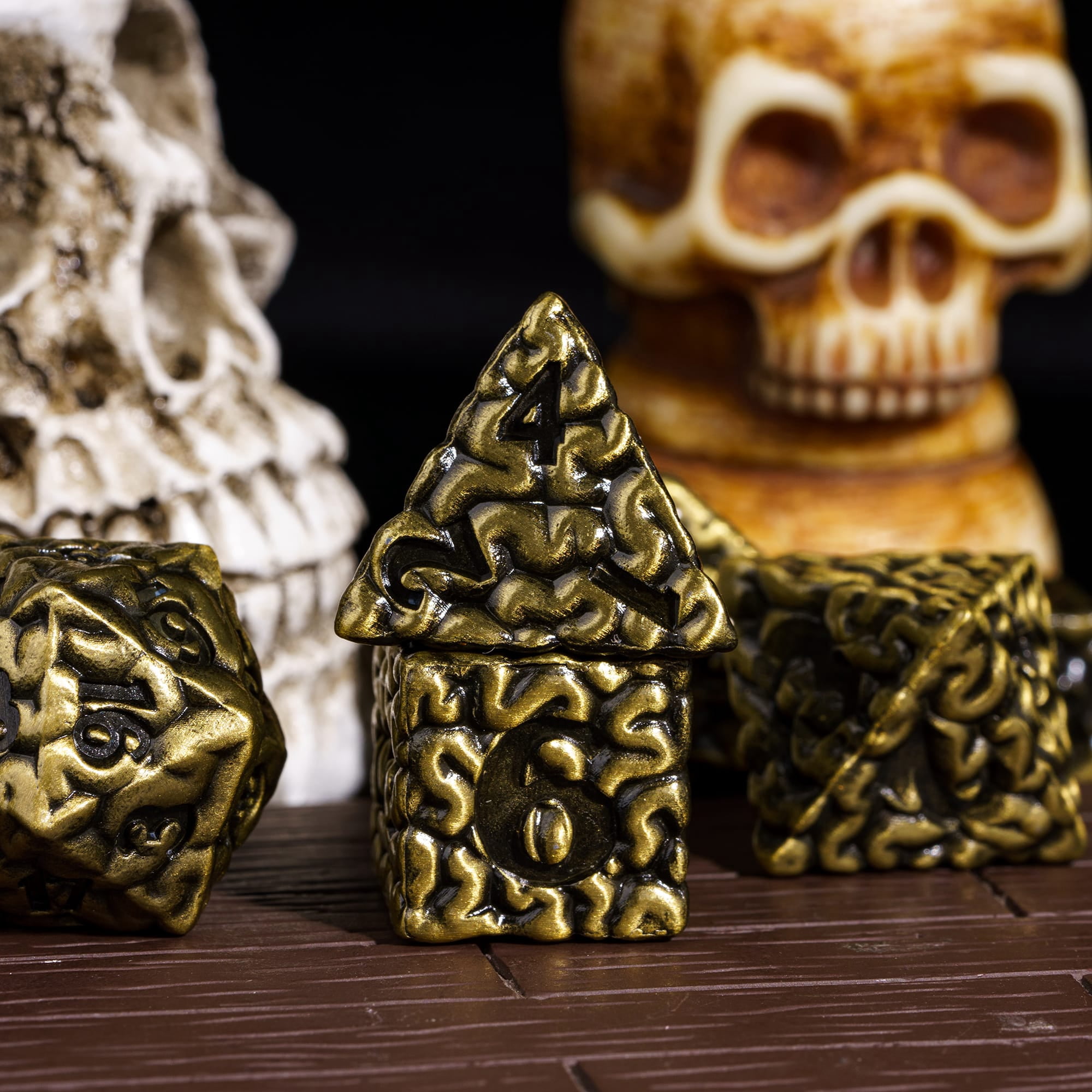 Cusdie 7-Die Metal DND Dice Set, Brain-patterned Metal Polyhedral D&D Dice Set for DND Dungeons and Dragons TTRPG Role Playing Games
