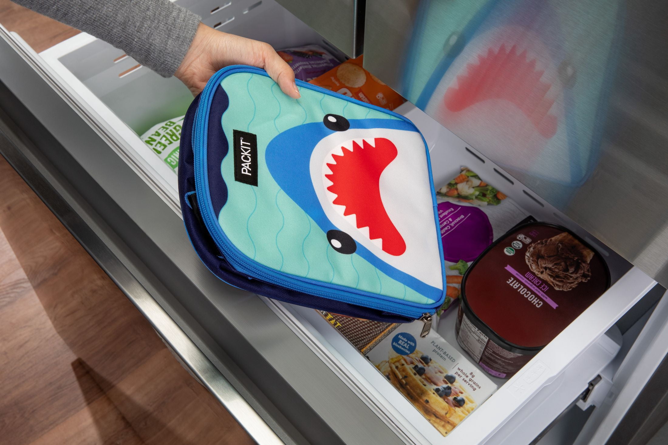 Freezable Playtime Lunch Box, Shark Attack