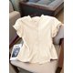 thumbnail image 1 of Blusa Casual De Mujer Con Botones Y Volantes En Beis, 1 of 30