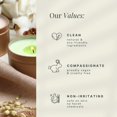 thumbnail image 2 of Hearth &amp; Harbor - Cera de Soya para Velas para Hacer Velas - Natural - Bolsa de 2.26 kg, Hojuelas de Cera de Soya Premium, 100 Mechas de Algodón, 100 Pegatinas para Mechas y 2 Dispositi, 2 of 9