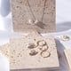 thumbnail image 4 of 2 unidades de accesorios para fotos, adornos de piedra natural, bandeja para guardar joyas, accesorios rectángulo beige, 4 of 9