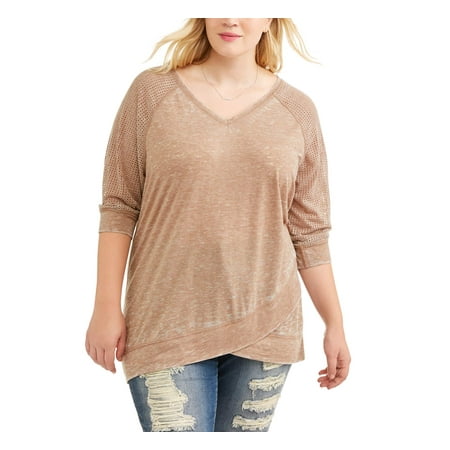 Women's Plus 3/4 Sleeve V-Neck Sweatshirt With Asymmetrical Hem