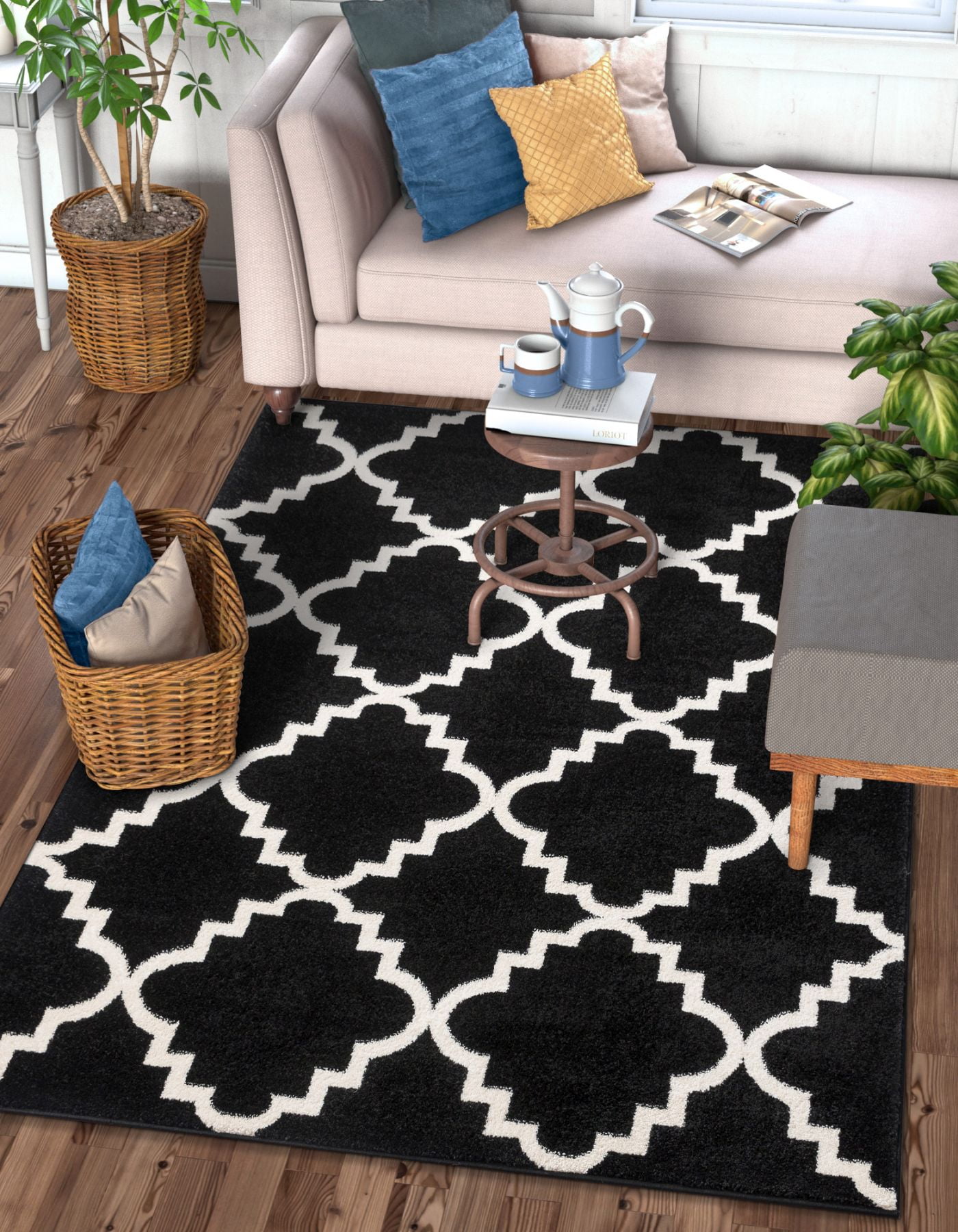 Harbor Trellis Black Quatrefoil Geometric Modern Casual Area Rug 3x5