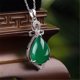 thumbnail image 3 of Collar con colgante de flor de trébol con incrustaciones de diamantes, colgante de jaspe con calcedonia verde, 3 of 5
