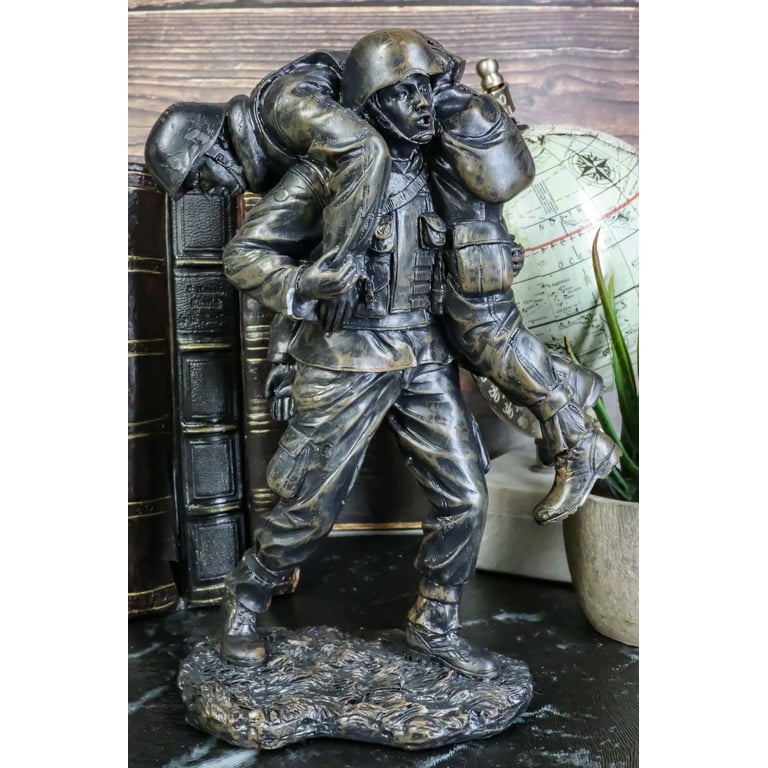 Hacksaw Ridge Military Soldier Carrying A Wounded Brother Figurine
