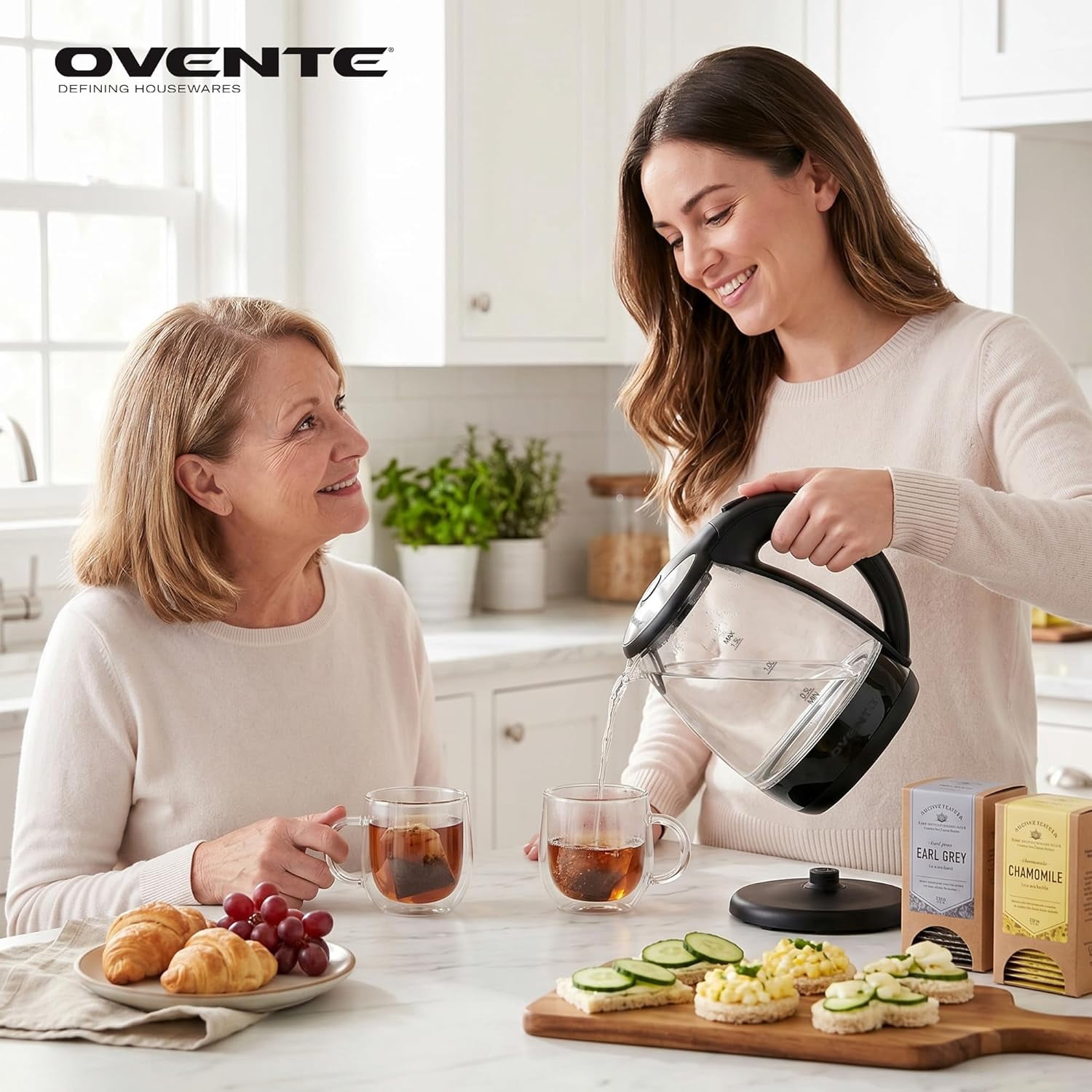 Ovente Lighted Electric Glass Kettle 1.5 L with Blue LED Lights, Black KG845B
