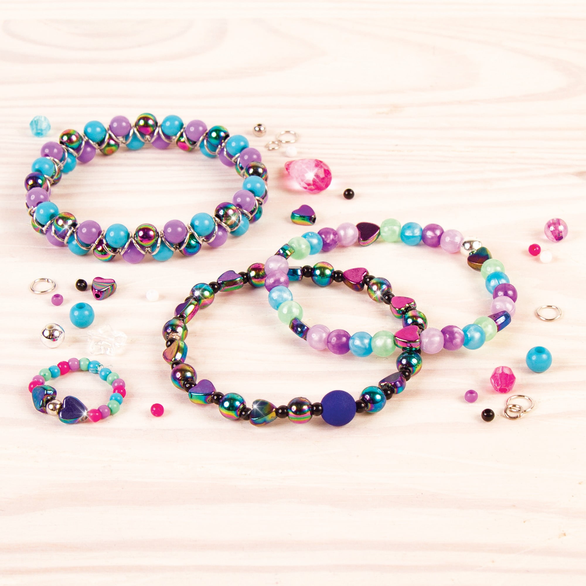 Make It Real - Ultimate Bead Studio. DIY Tween Girls Beaded Jewelry Making  Kit. Arts and Crafts Kit Guides Kids to Design and Create Beautiful  Bracelets, Necklaces, Rings and Headbands : 