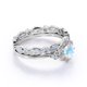 thumbnail image 3 of JeenMata Anillo Nupcial de 1,5 Quilates con Piedra Lunar Arcoíris Facetada Redonda y Moissanita con Cuerpo Dividido Engastado en Oro Blanco de 18 K sobre Plata, 3 of 6