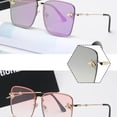 thumbnail image 2 of Qarigey Gafas de sol cuadradas Mujer Gafas Multicolor Atractivo Playa Resina Ligero Estilo simple Mujer Dulce Tipo de regalo Type3 NO3, 2 of 6