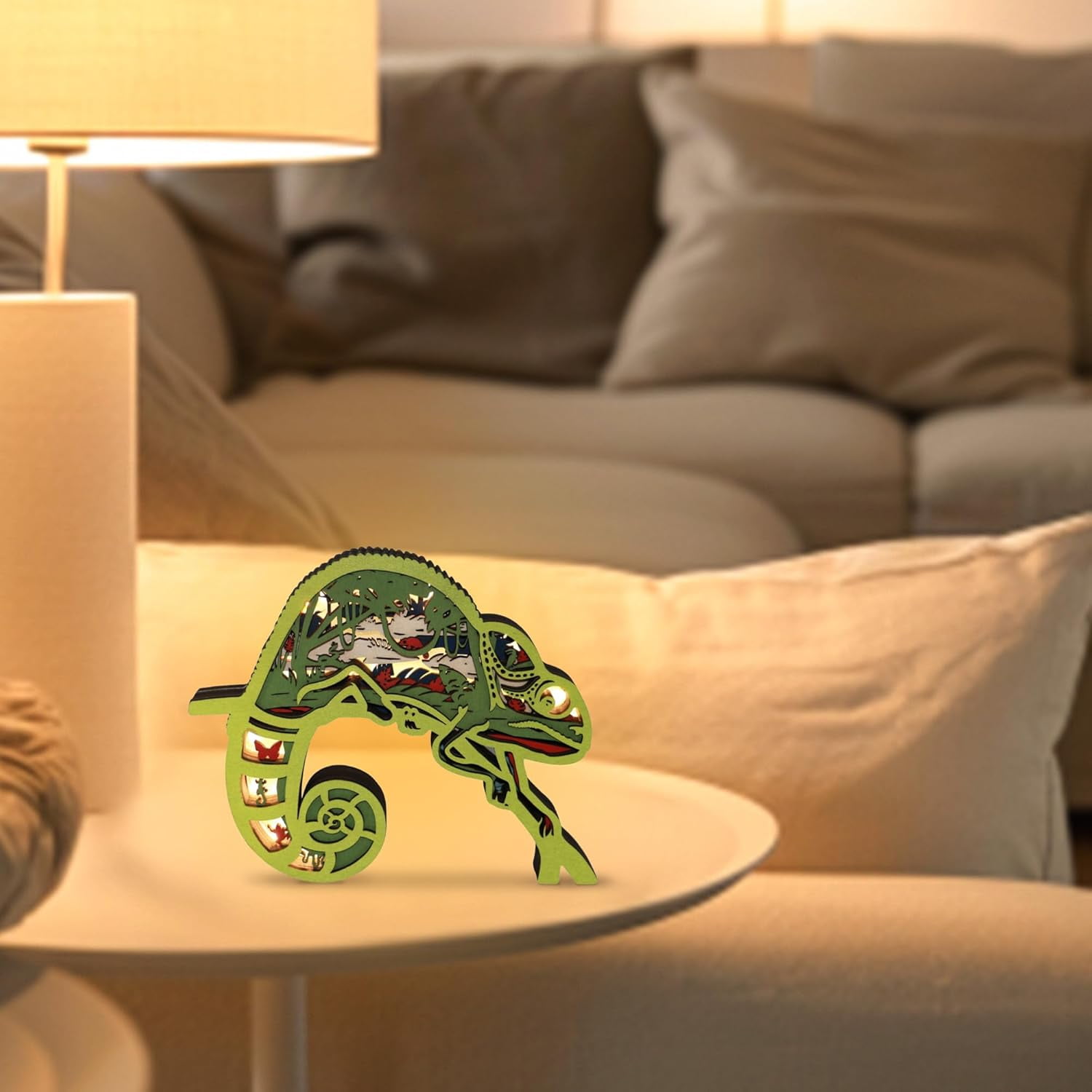 3D Wooden Animals Carving LED Night Light, Chameleon Decor Wood Carved Lamp Cabin Statues Wall Hanging Figurine Forest Sculpture Silhouette Ornament for Living Room Bedroom Office for Birthday Gift