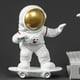 thumbnail image 4 of de ,Figuras de Figuras de estatua de para ,espacio exterior decoración de habitación del hogar adornos decoración,decoraciones de Baoblaze  figuritas de astronauta, 4 of 7