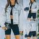 thumbnail image 1 of Abrigo de chaqueta de mezclilla con botón de bolsillo de manga larga de color sólido informal de moda para mujer Fridja  po1999, 1 of 9