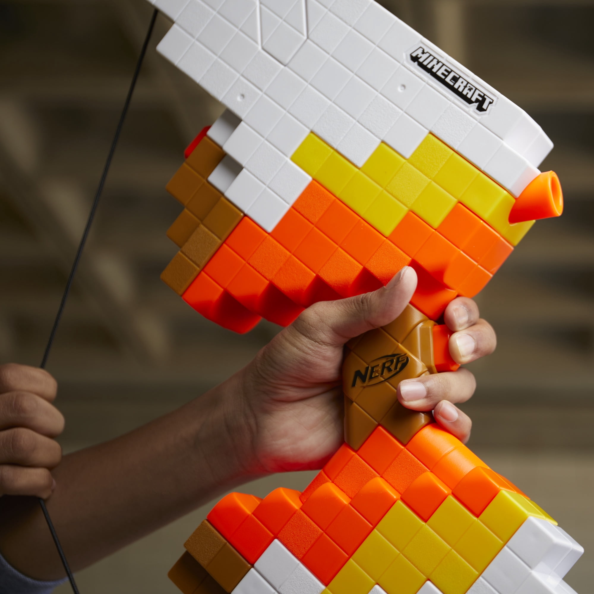 Nerf Minecraft Sabrewing Motorized Blaster Bow with 8 Elite Darts and 8-Dart Clip