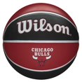 thumbnail image 1 of Chicago Bulls - Balón de Baloncesto Diseño Wilson (Rojo, Negro), 1 of 2