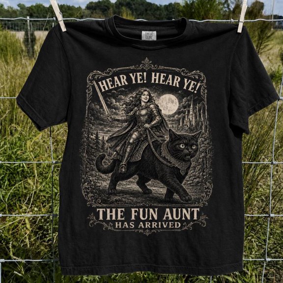 Fun Aunt Knight Riding Black Cat Shirt, Hear Ye Hear Ye Auntie Has Arrived Tee, Funny Medieval Cat Meme T-Shirt, Auntie Gift