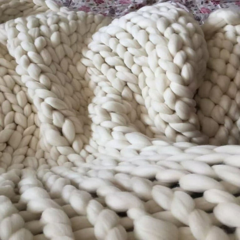 Chunky Yarn Giant Yarn Giant Wool Yarn Super Soft Washable Arm Yarn Super  Chunky Extreme Bulky for Arm Knitting DIY Throw Sofa Bed Blanket Pillow Pet  Bed and Bed Fence 