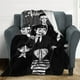 thumbnail image 5 of Manta de franela cálida y acogedora de la familia Addams para sala de estar, dormitorio, cama, sofá, camping, viajes, mantas de vellón para todas las estaciones, regalos para niños, niñas, niños y, 5 of 8