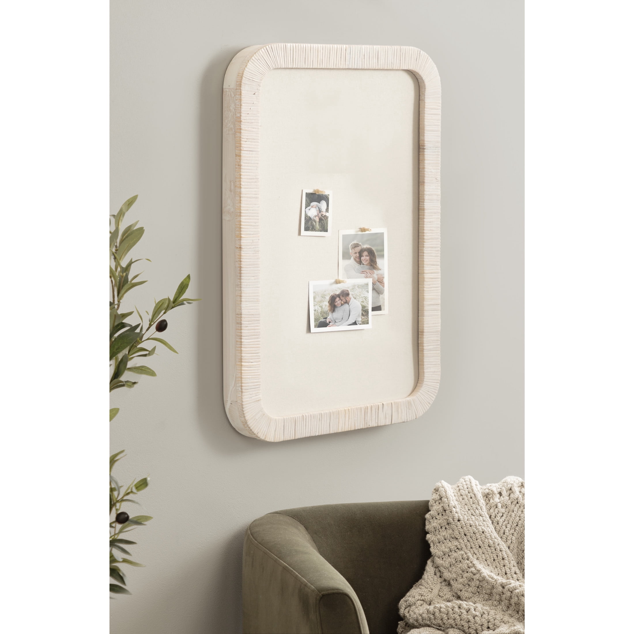 Kate and Laurel Rahfy Modern Rattan Framed Wall Pinboard, 20 x 30, White, Boho Rounded Rectangle Bulletin Board for Use as Dorm Room Decor or Vision Board