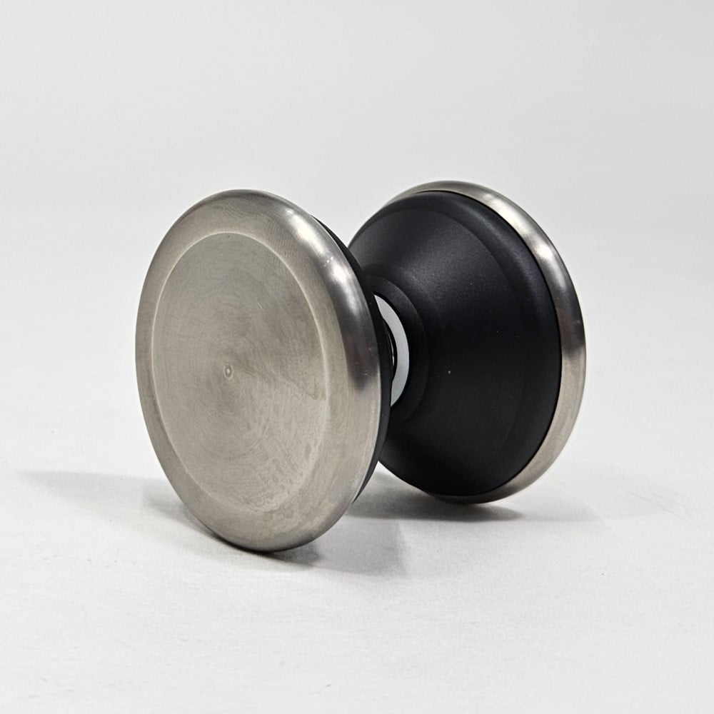 The Good Life CapTion Yo-Yo - Aluminum Body YoYo with a Press Fit Titanium Cap (Black)