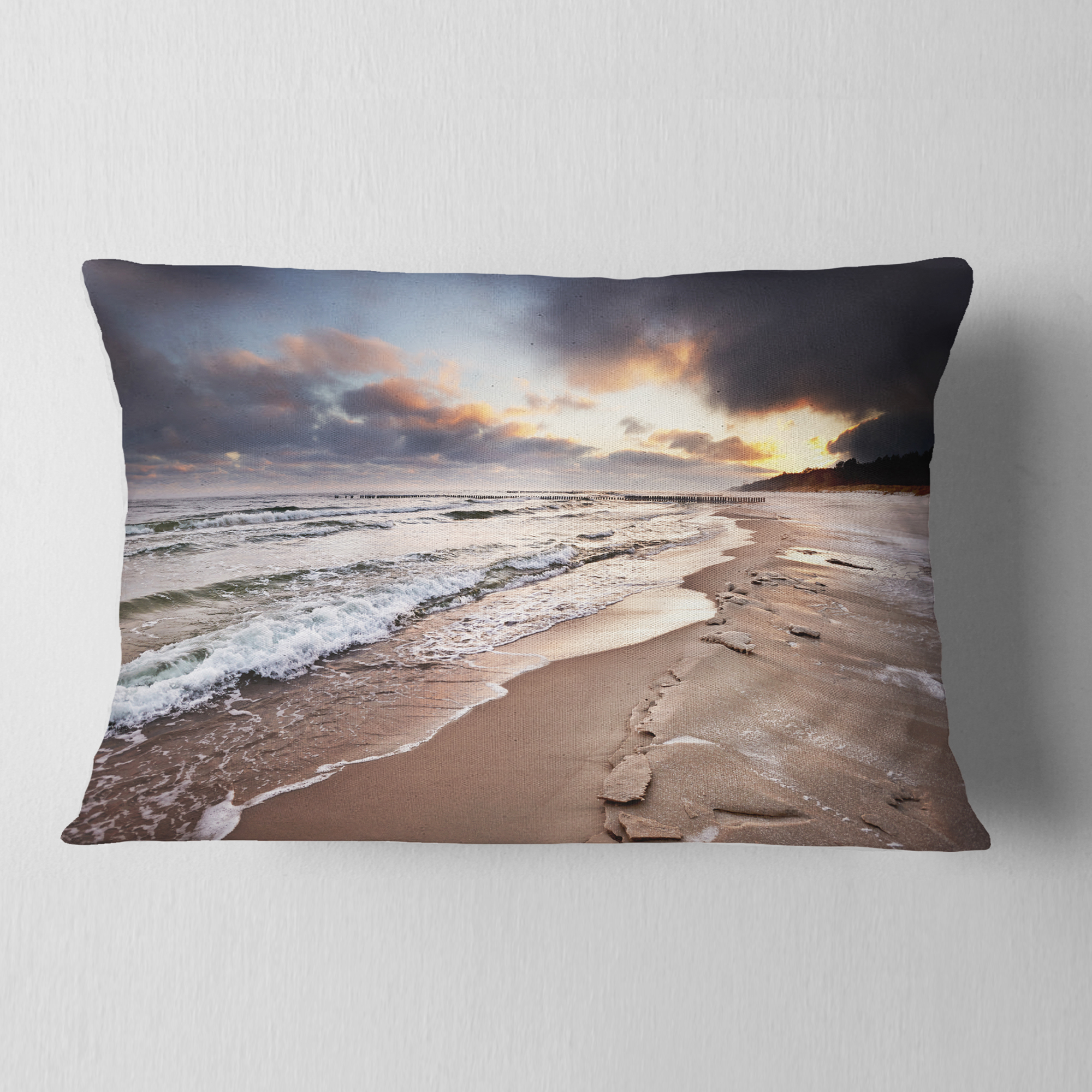 Designart Shore of Baltic Sea during winter - Seascape Throw Pillow - 12x20