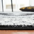 thumbnail image 5 of SAFAVIEH Brentwood Tiarnan Oriental Area Rug, Ivory/Black, 5'3" x 7'6", 5 of 12