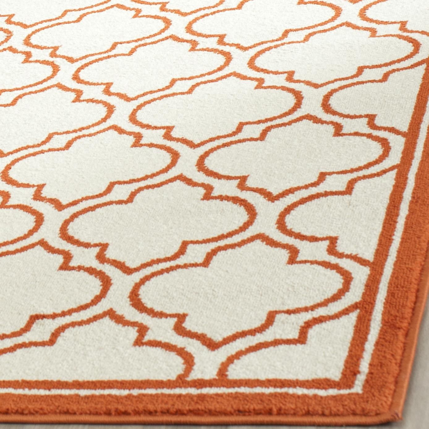 Safavieh Amherst Wilson Geometric Area Rug