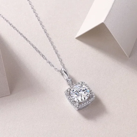 2CT Real Moissanite Pendant Necklace Women 925 Sterling Silver