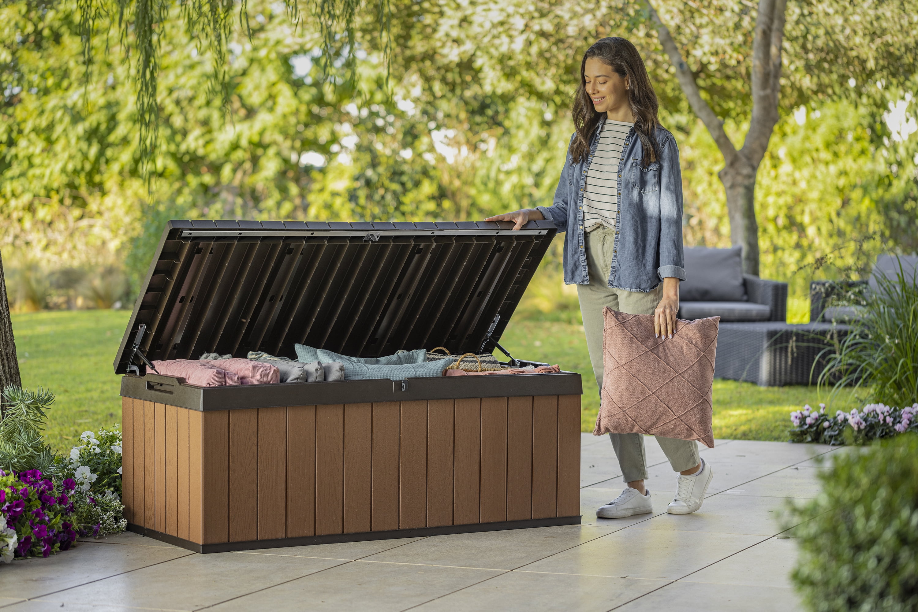 Keter Darwin 100 Gallon Durable Resin Outdoor Deck Box Storage Organization, Brown