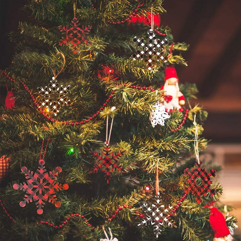 Buffalo Plaid Wood Round Ornaments - Farmhouse Christmas Craft