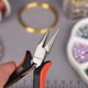 thumbnail image 2 of Pinzas The Beadsmith con punta fina en forma de cadena, 13 cm, 2 of 7